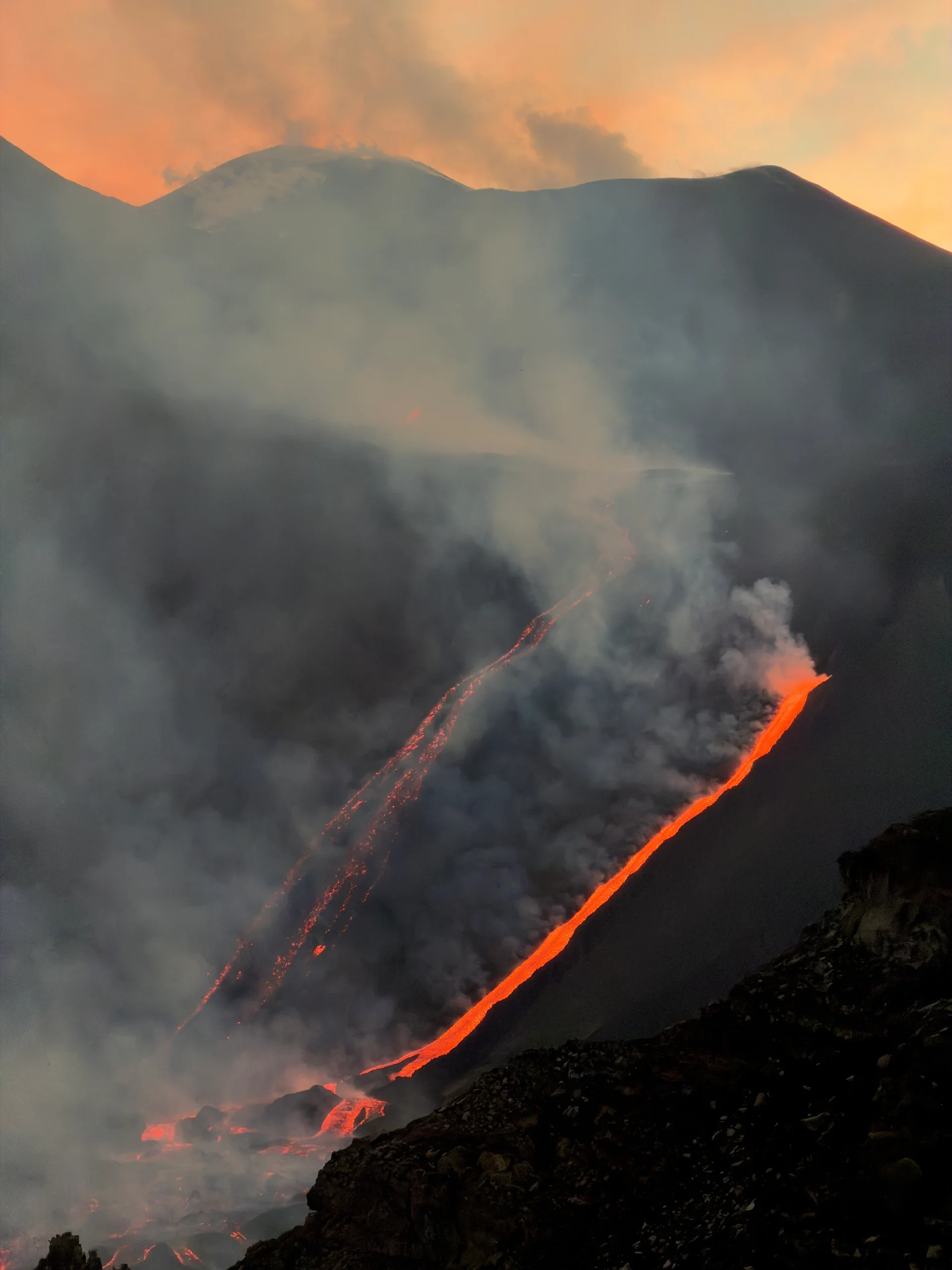 Etna effusive lava flow at sunset in the Valle del Bove - 7-8 August 2026