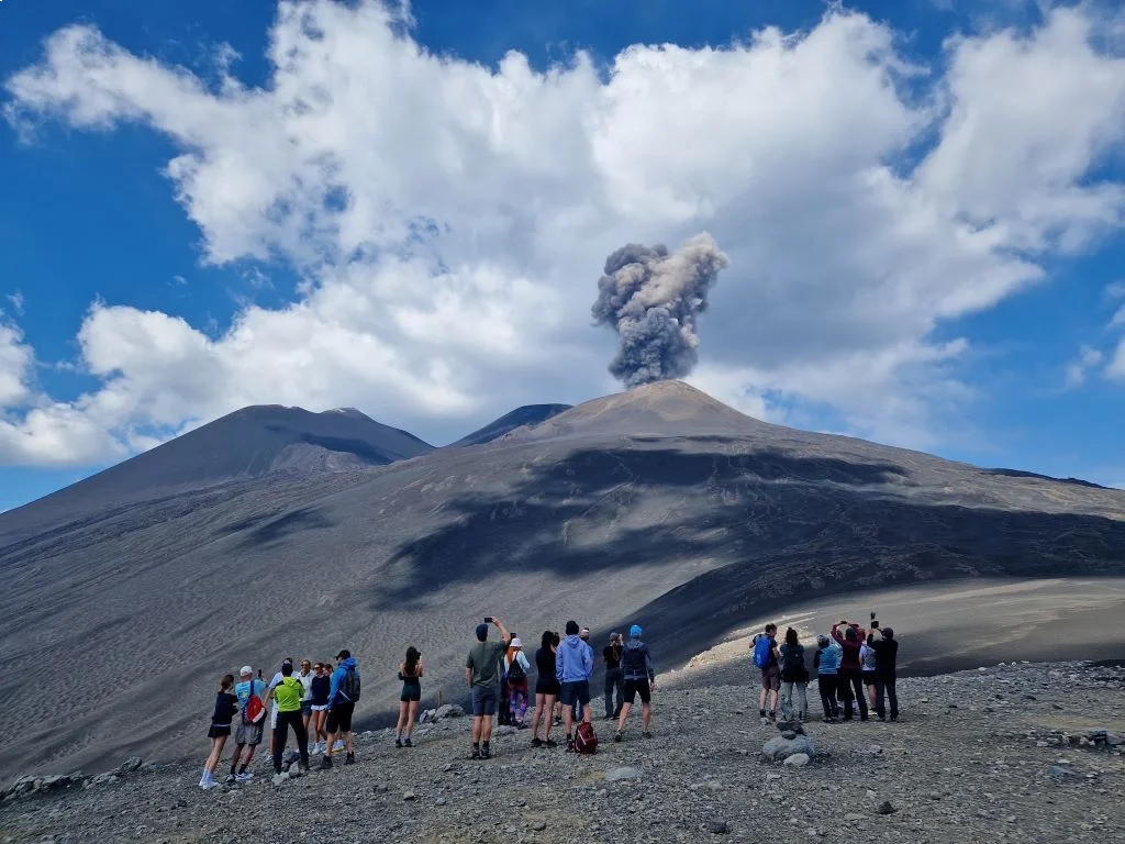 Crateri con fumo Etna 3000m Crateri 2002