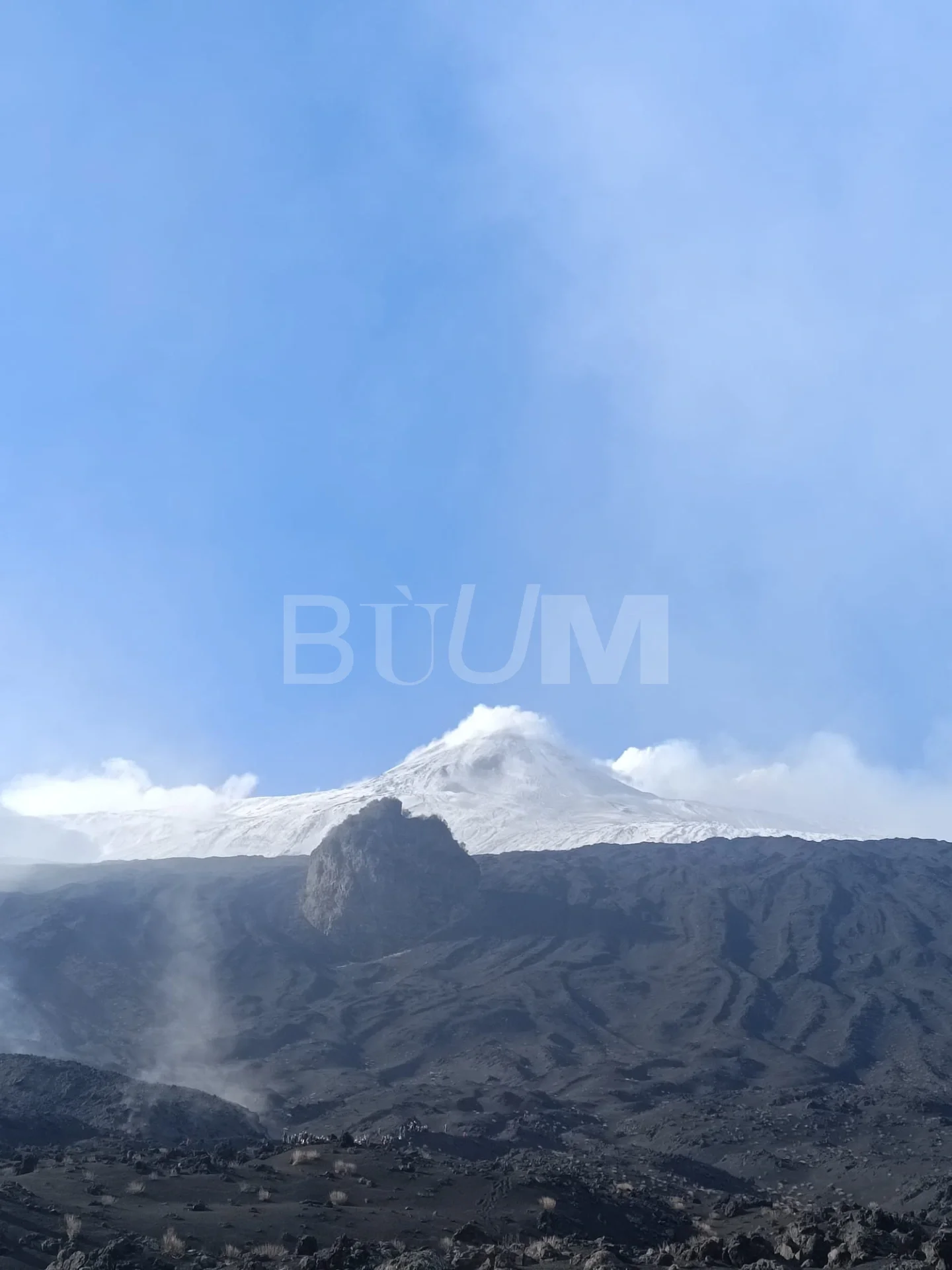 Il fronte lavico raggiunge quota 1300 metri