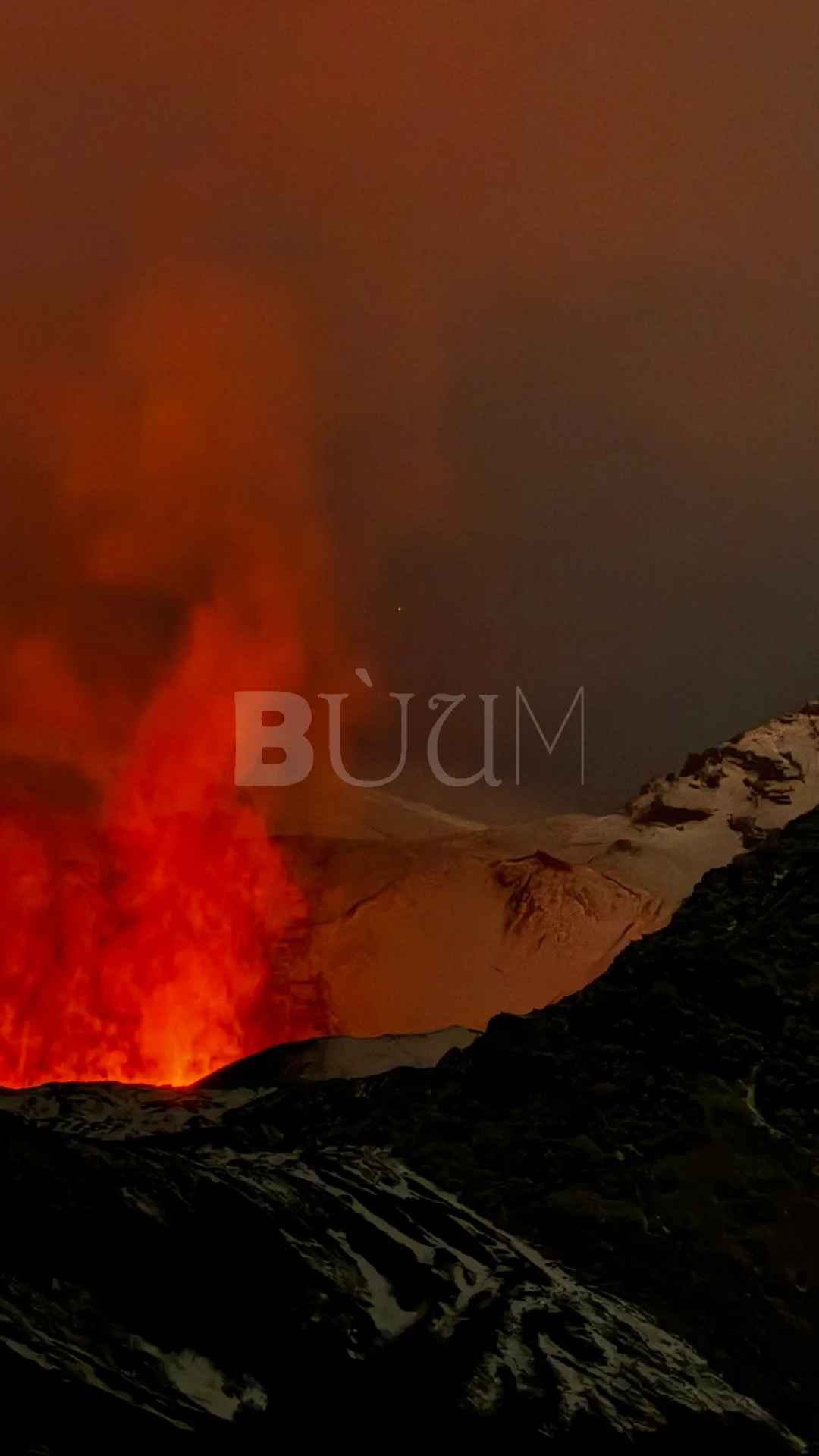 Vista verso il punto di emissione della colata lavica su Monte Simone