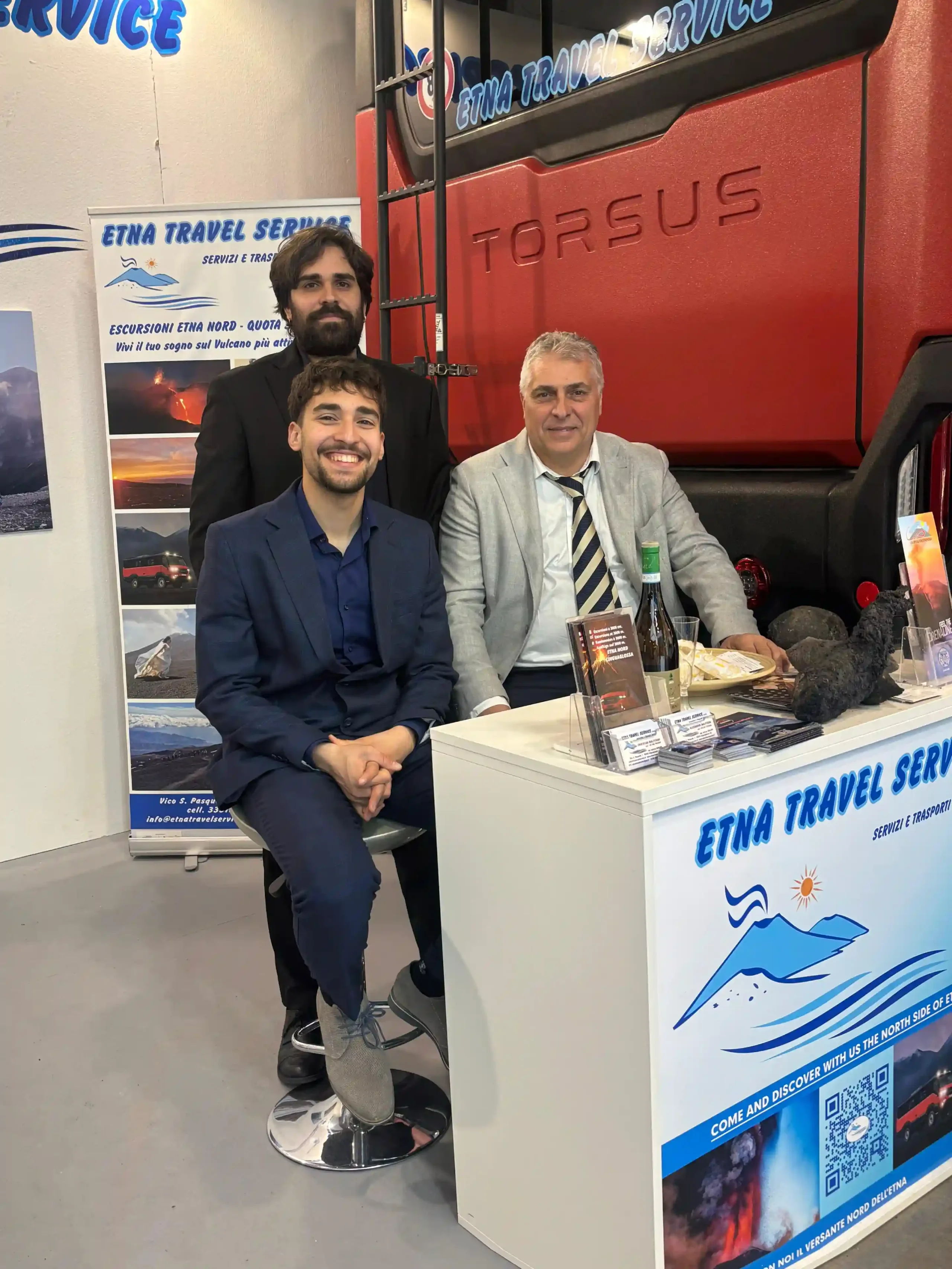 Pietro Malfitana avec ses fils Christian et Alessandro d'Etna Travel Service